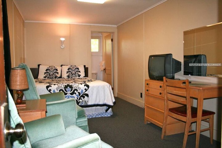 Room 82 of 183