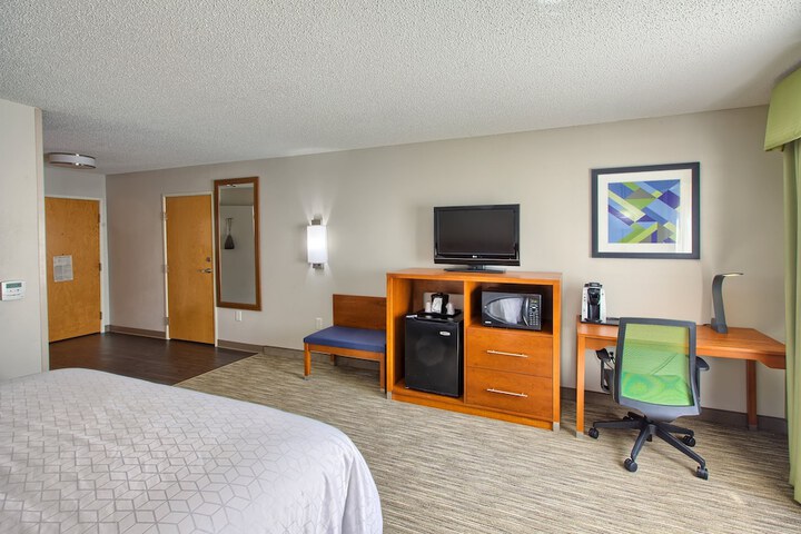 Room 56 of 73