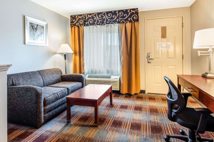 Room 19 of 29
