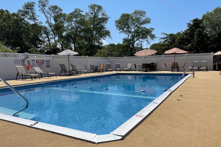Pool 15 of 37