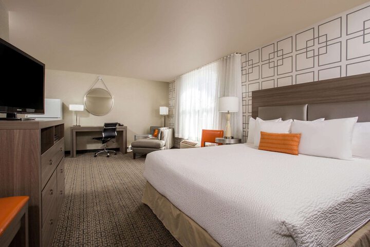 Room 20 of 29
