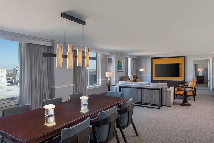 Room 38 of 105