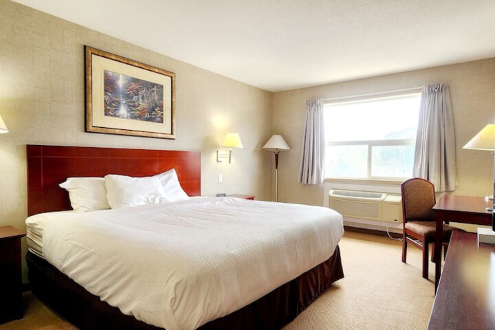 Room 14 of 17
