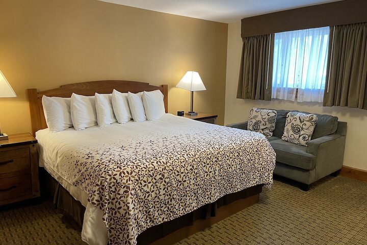 Silver Moon Inn