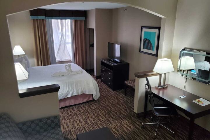 Room 50 of 73