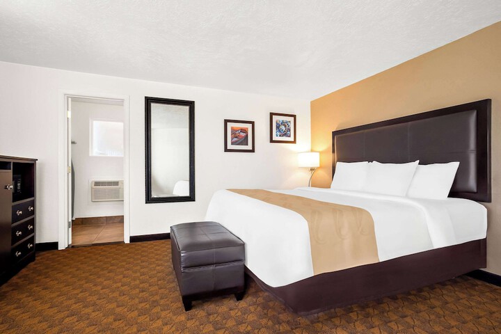 Room 12 of 42