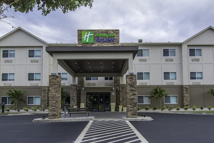 Hotel 5 of 38