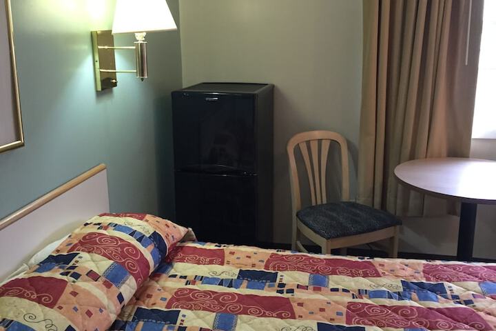 Room 10 of 67