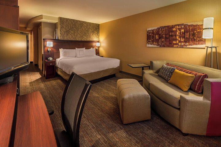 Room 21 of 30