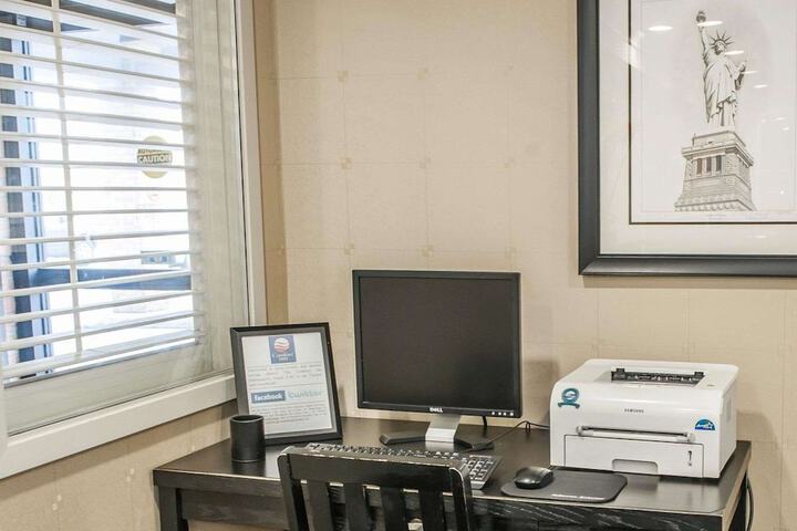 Business Center 43 of 43