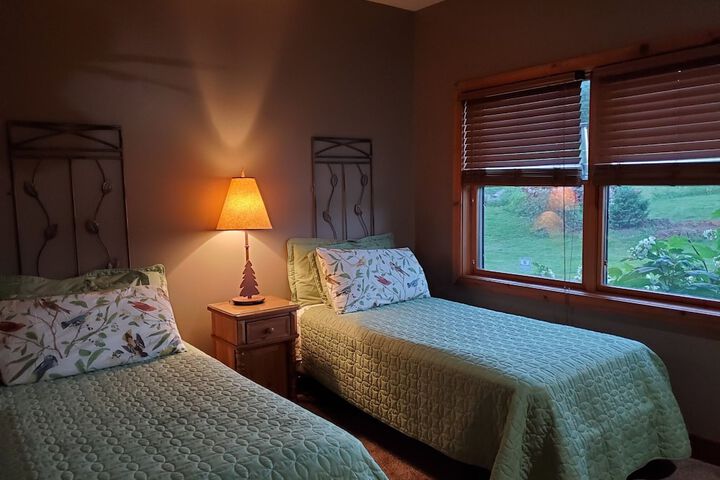 Room 53 of 85