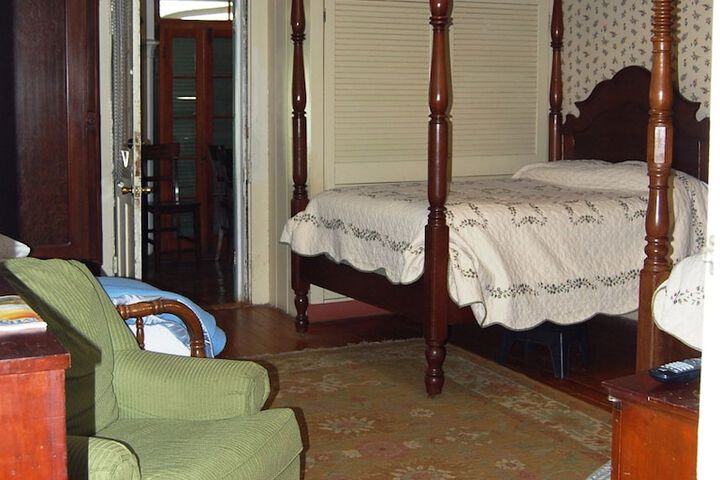 Room 13 of 47