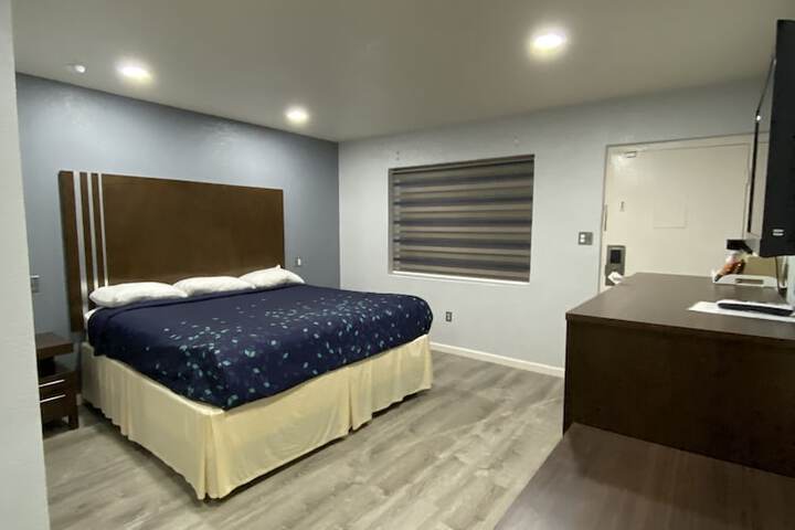 Budget Inn