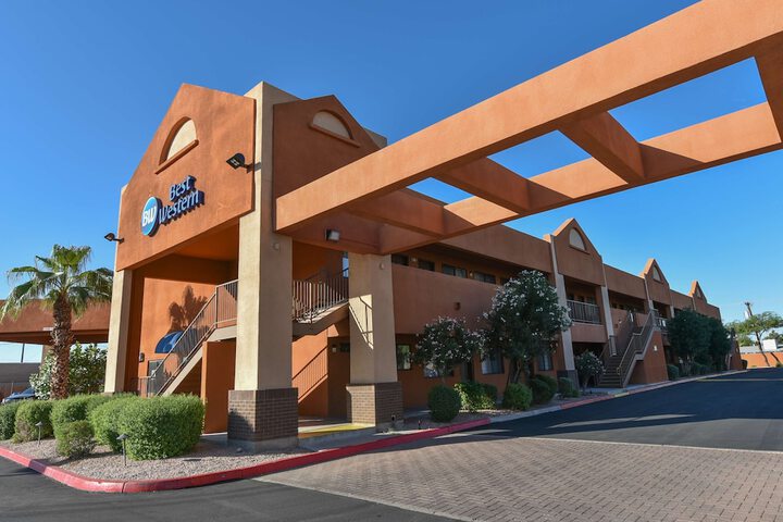 Hotel 5 of 30