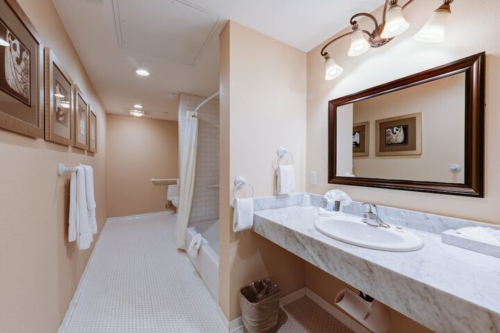 Room 20 of 82