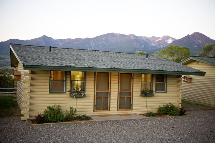 Yellowstone Valley Lodge an Ascend Collection Hotel