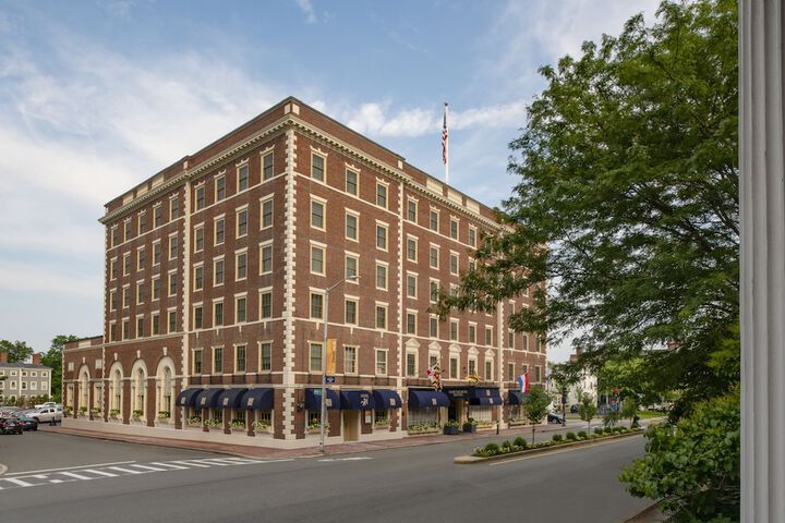 Hotel 6 of 76