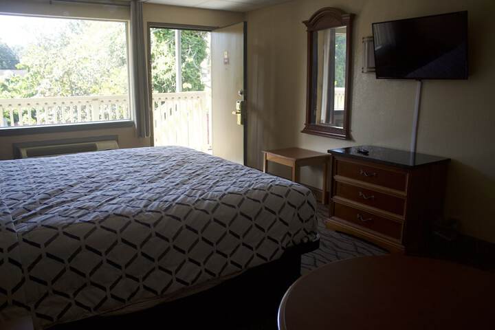 Room 7 of 21
