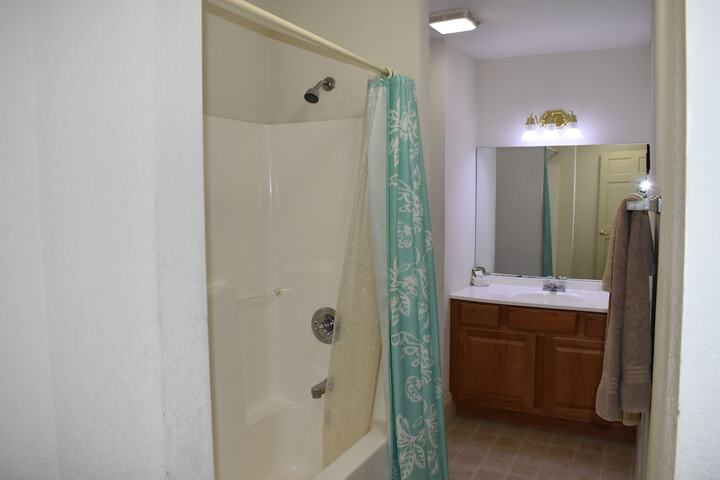 Room 85 of 238