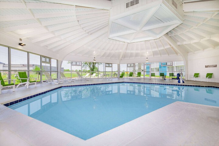 Pool 3 of 33
