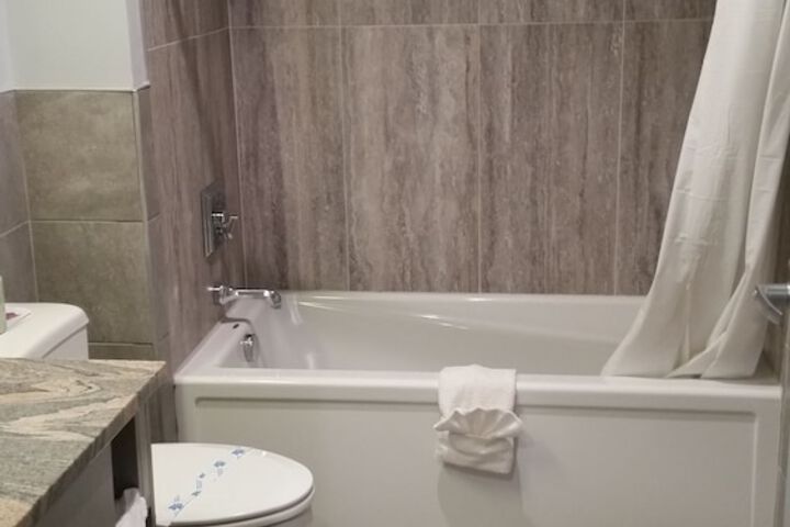 Room 20 of 51