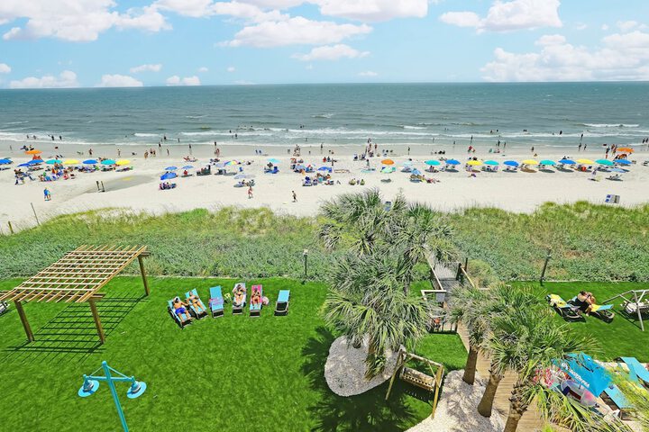 North Shore Oceanfront Resort Hotel with Waterpark