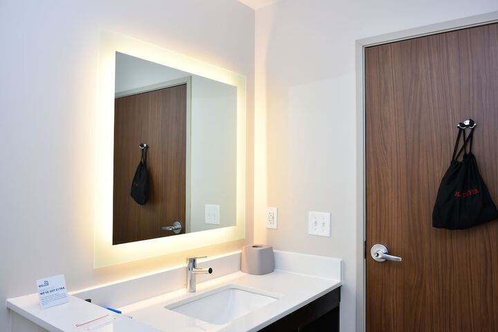 Room 10 of 23