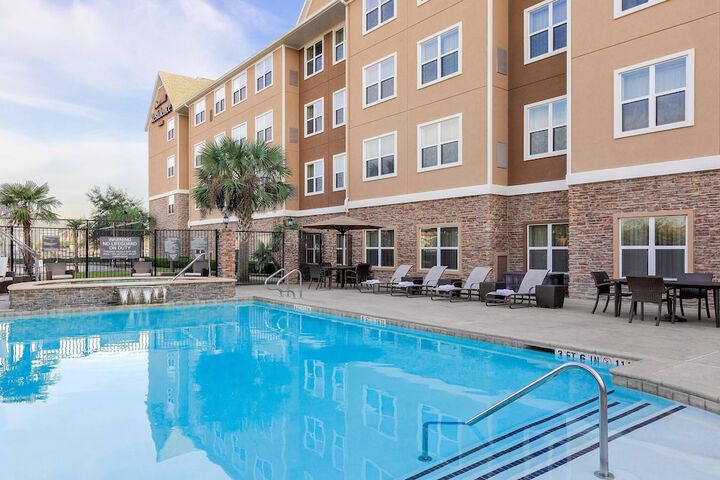 Pool 3 of 27