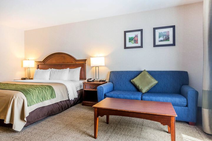 Comfort Inn & Suites South Burlington near University