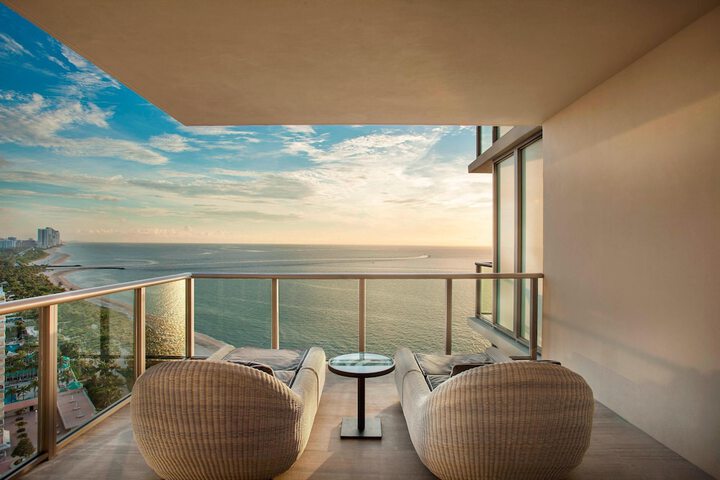 The St. Regis Bal Harbour Resort