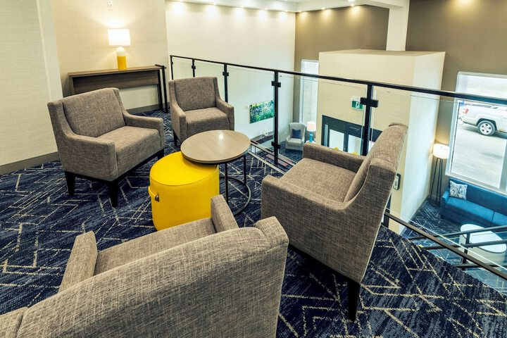 Hotel Interior 6 of 25