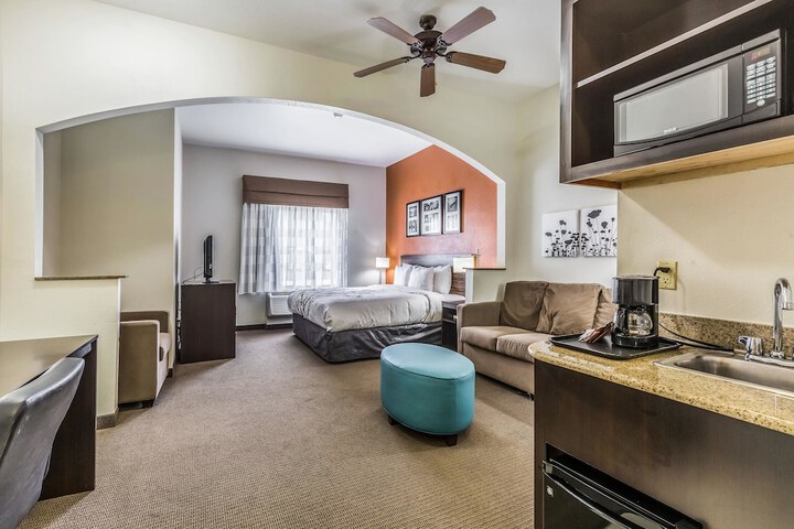 Sleep Inn & Suites Stafford - Sugarland