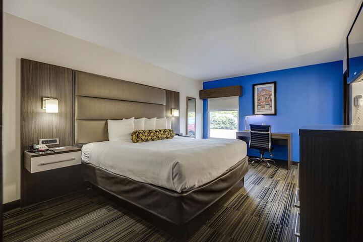 Room 17 of 59