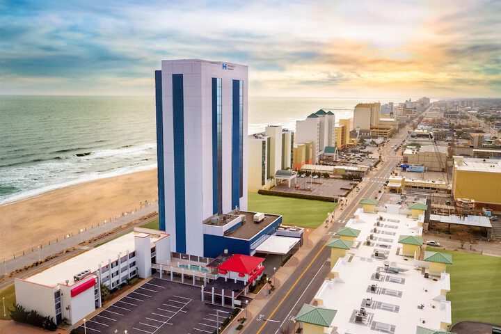 Hyatt House Virginia Beach / Oceanfront