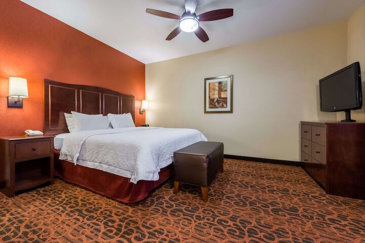 Room 19 of 53