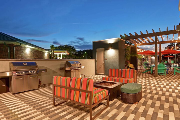 Home2 Suites by Hilton Jacksonville-South / St. Johns Town Ctr