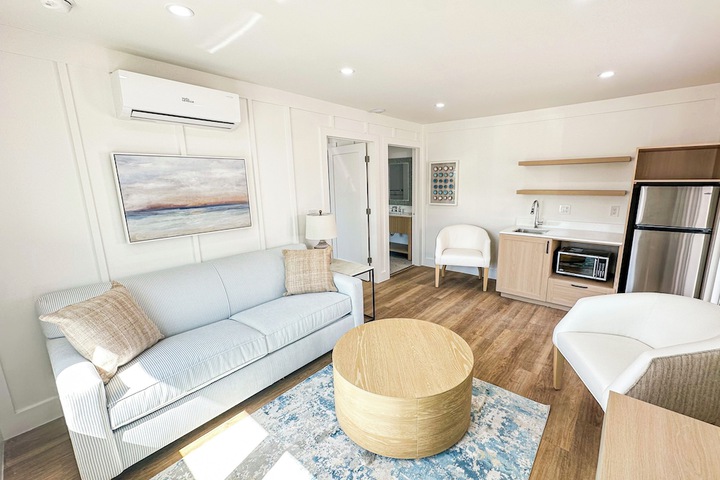 The Lighthouse Resort Inn & Suites