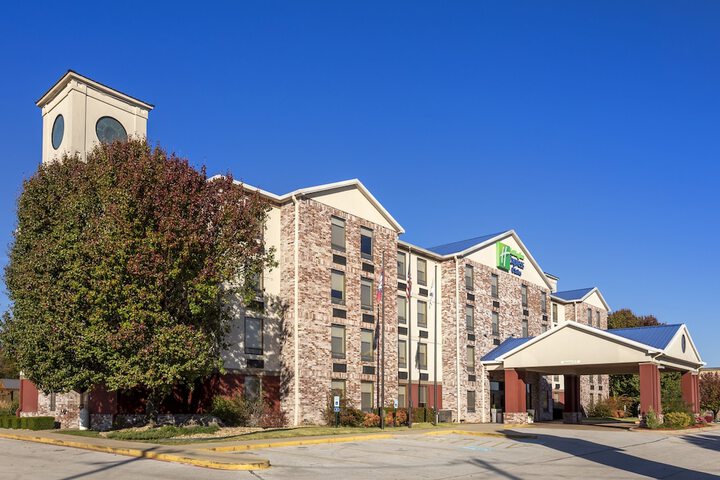 Hotel 3 of 34