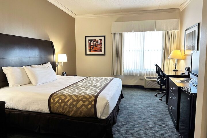 Room 48 of 62