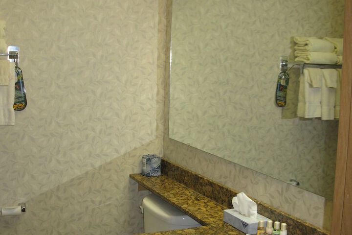 Room 12 of 60