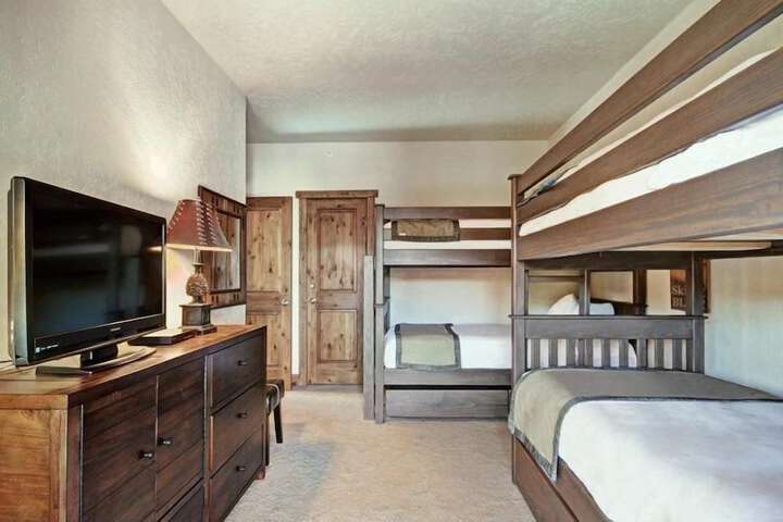 Hotel 24 of 42