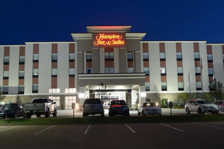 Hotel 3 of 28