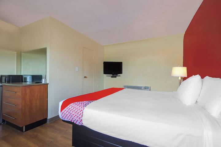 Room 13 of 31