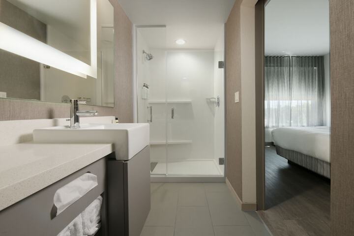 Room 18 of 35