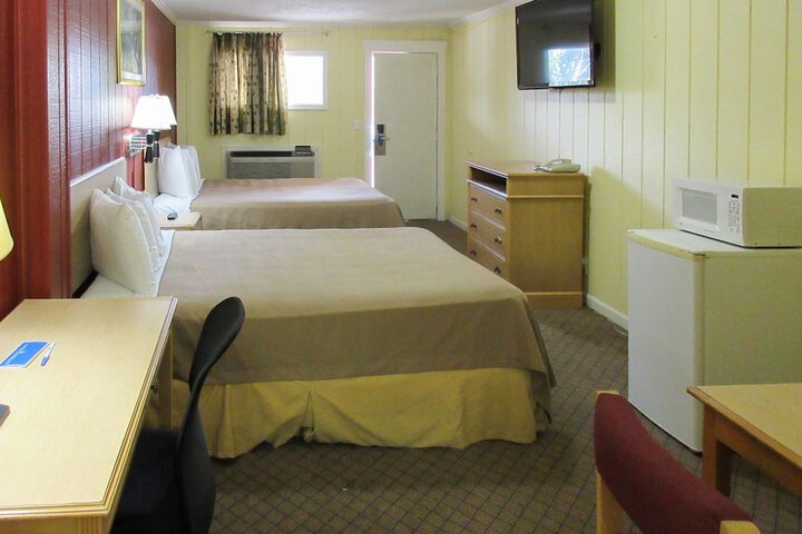 Room 23 of 40