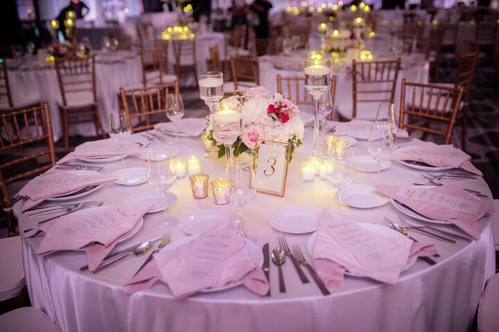 Ballroom/Hall 89 of 102