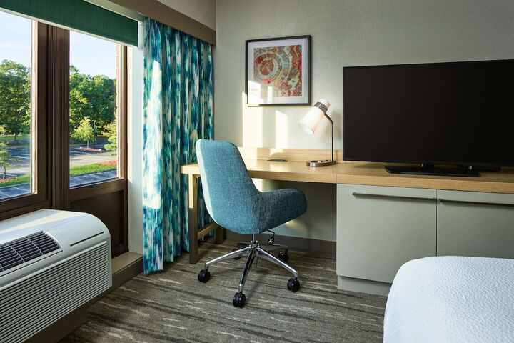 Room 18 of 42