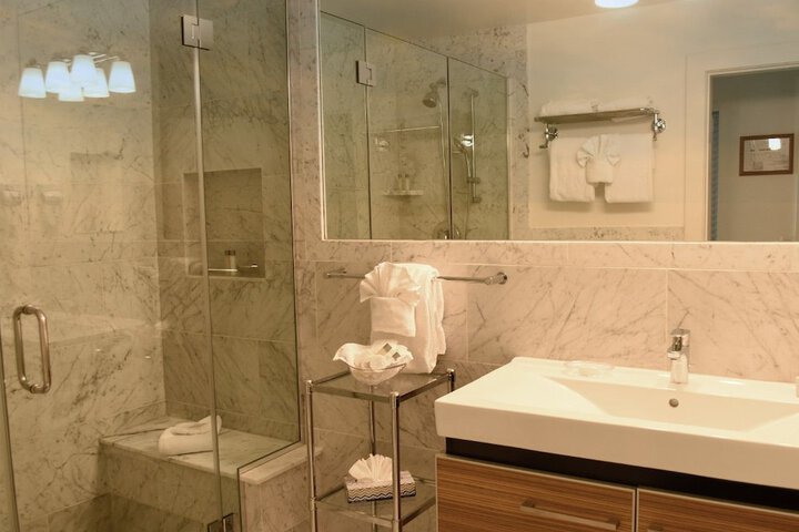Sea Crest Resort