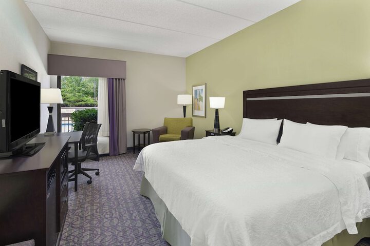 Room 16 of 32