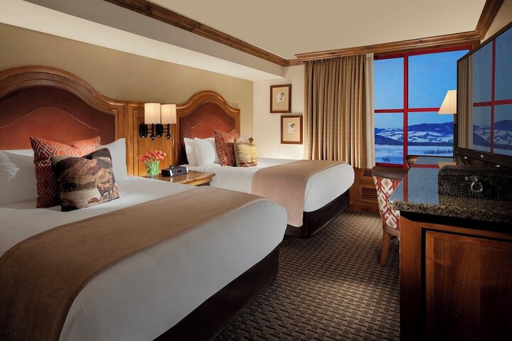 Room 26 of 48